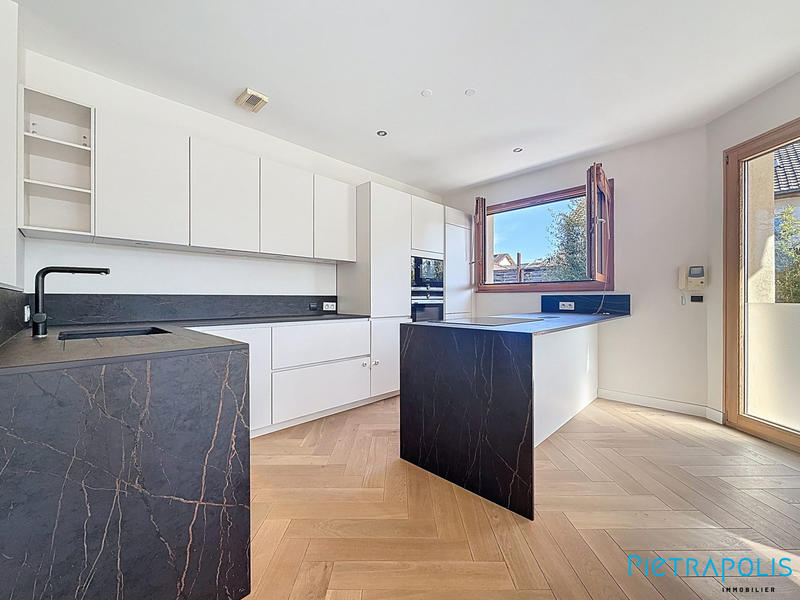 Villa - 189 m² - 5 pièces