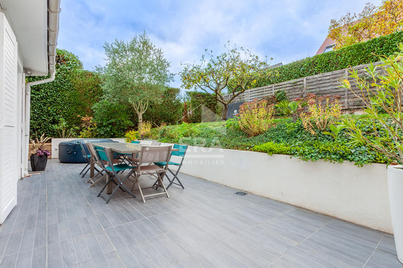 Maison - 123 m² - 7 pièces