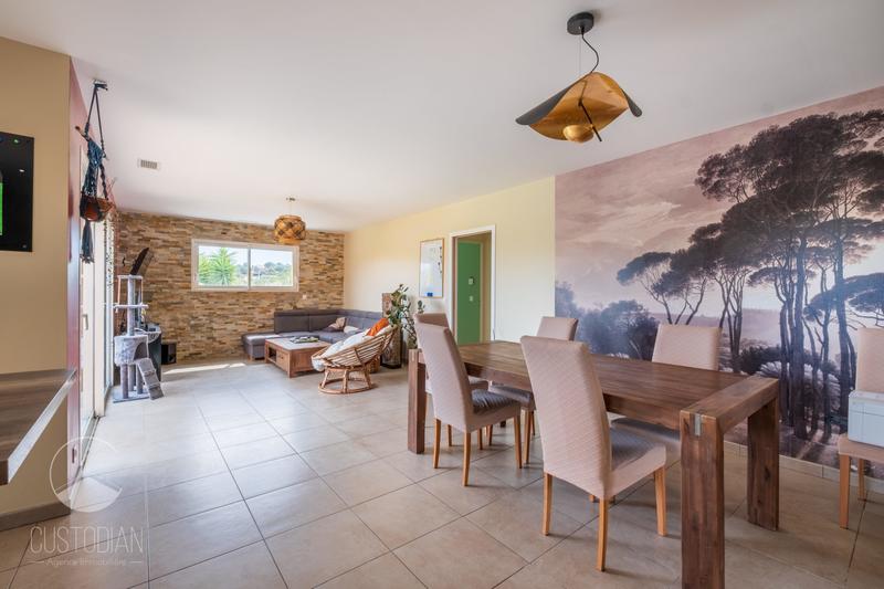 Maison - 112 m² - 4 pièces