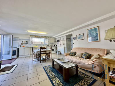 Maison ancienne - 322 m² - 7 pièces