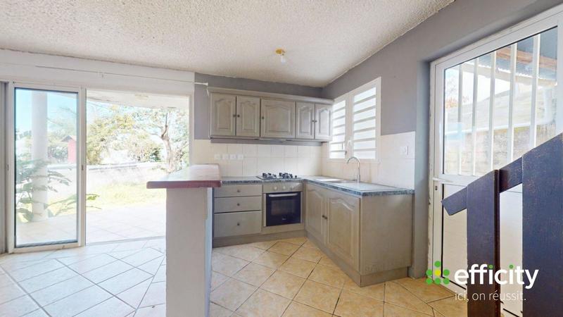 Maison - 83 m² - 3 pièces