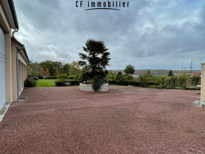 Maison - 163 m² - 4 pièces