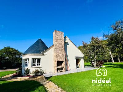 Maison - 152 m² - 6 pièces