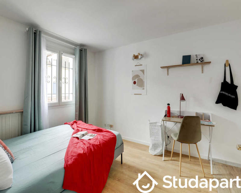 Chambre - 110 m² - 1 pièce