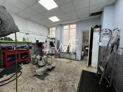 Local d'activité / Entrepôt - 67 m² - 3 pièces