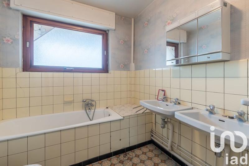 Maison - 108 m² - 5 pièces