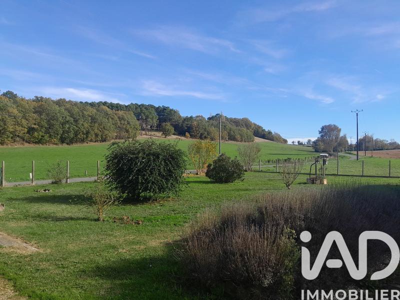 Maison - 96 m² - 4 pièces