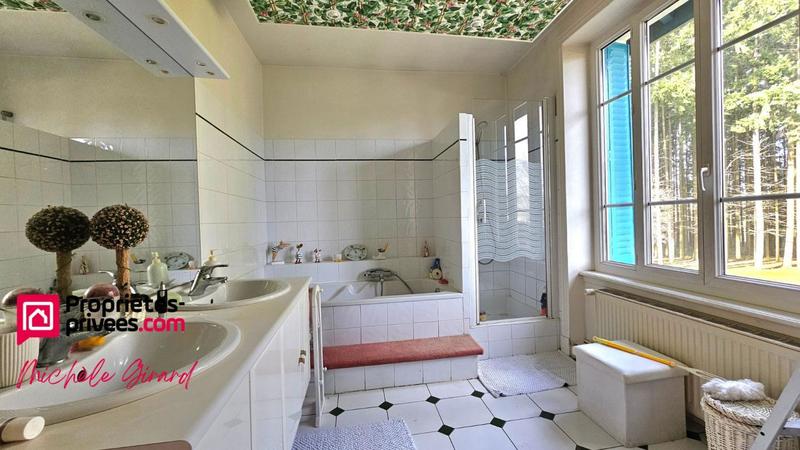 Propriété - 145 m² - 6 pièces