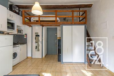 Studio - 30 m² - 2 pièces