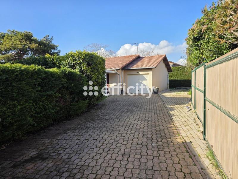 Maison - 97 m² - 4 pièces