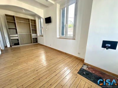 Maison - 85 m² - 5 pièces