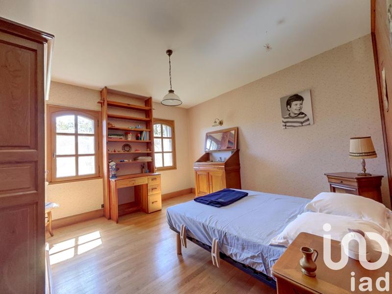 Maison - 564 m² - 13 pièces