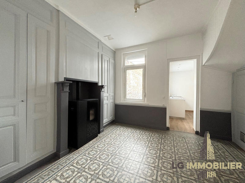 Maison - 87 m² - 7 pièces