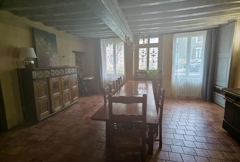 Maison - 153 m² - 7 pièces