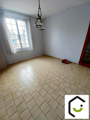 Maison - 200 m² - 8 pièces
