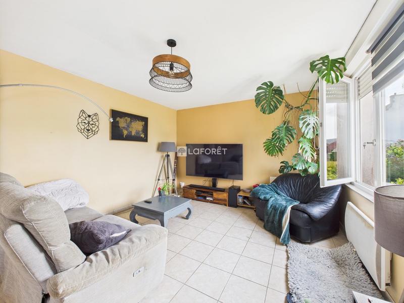 Maison traditionnelle - 115 m² - 6 pièces