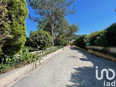 Maison - 210 m² - 7 pièces