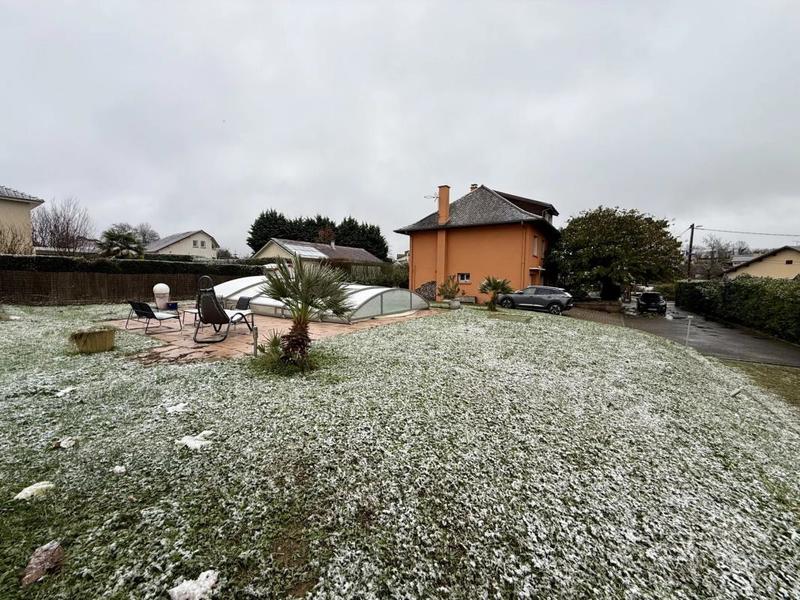 Maison - 265 m² - 12 pièces