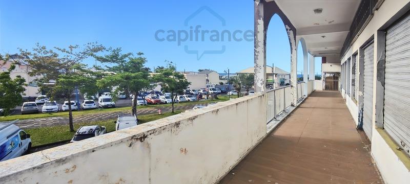 Immeuble - 330 m² - 2 pièces