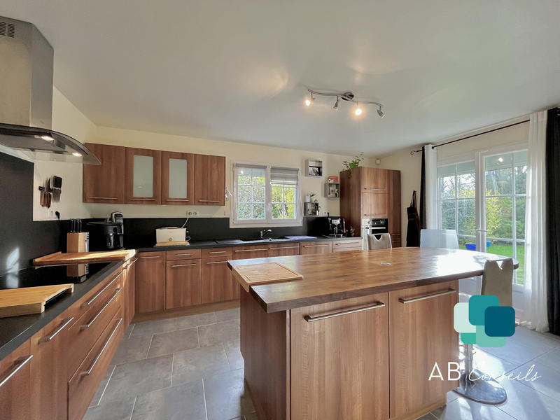 Maison - 175 m² - 5 pièces