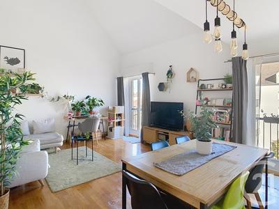 Duplex - 90 m² - 4 pièces