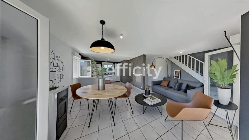 Maison - 145 m² - 4 pièces