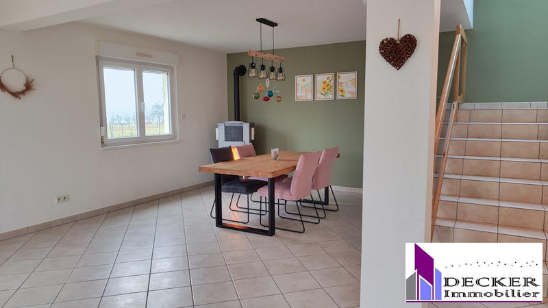 Maison - 124 m² - 6 pièces