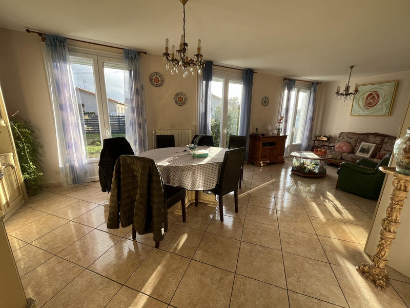 Maison - 92 m² - 4 pièces