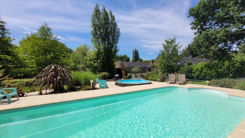 Propriété - 535 m² - 22 pièces