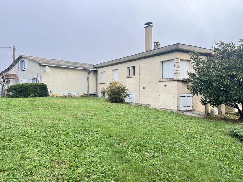 Maison de ville - 274 m² - 4 pièces