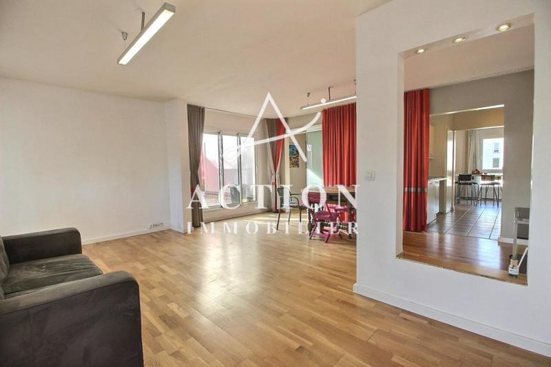 Appartement - 98 m² - 4 pièces