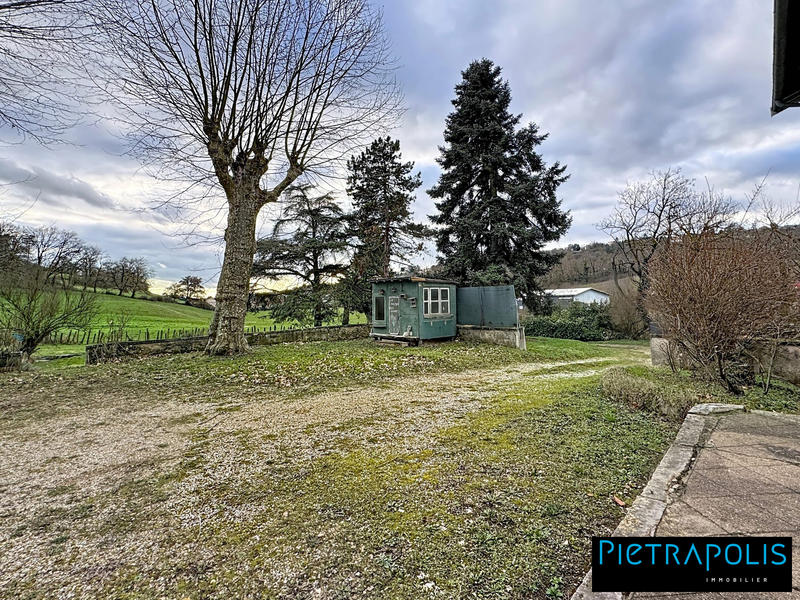 Maison - 320 m² - 7 pièces