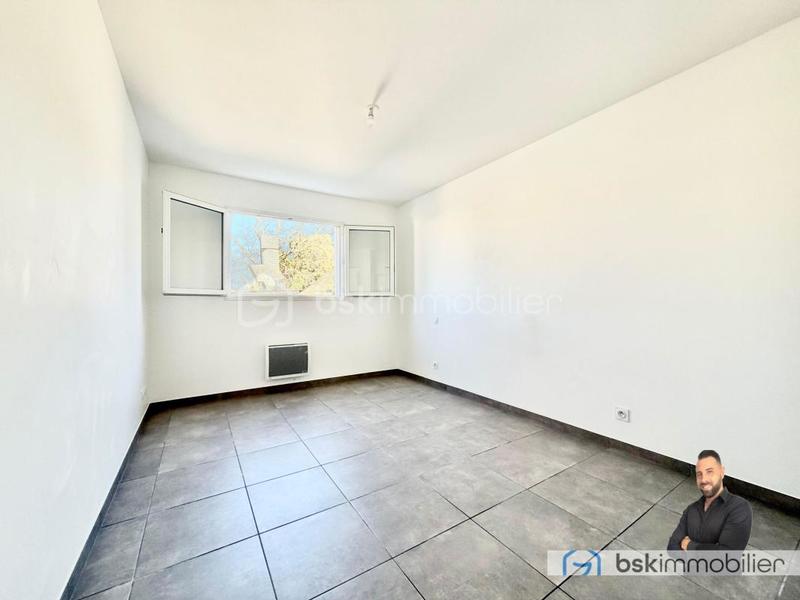 Maison traditionnelle - 100 m² - 4 pièces