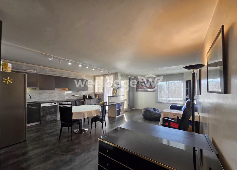 Appartement - 85 m² - 4 pièces