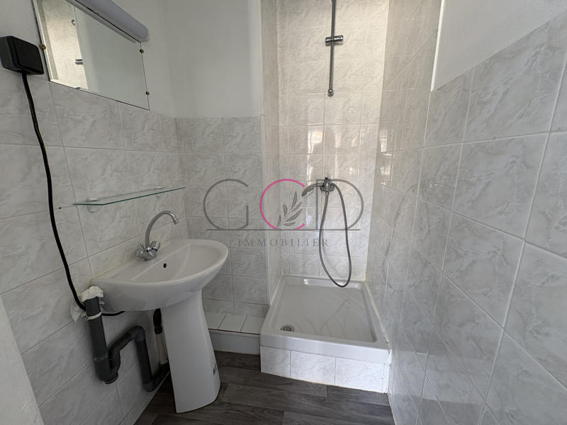 Appartement - 18 m² - 1 pièce