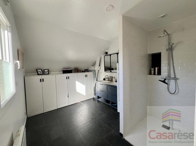 Maison - 145 m² - 5 pièces