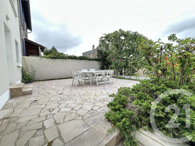 Pavillon - 170 m² - 6 pièces