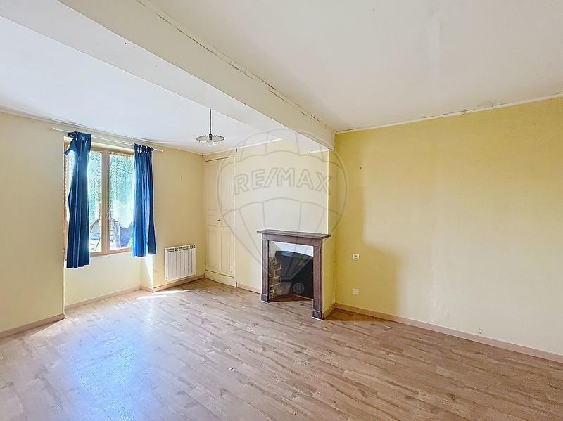 Maison - 110 m² - 8 pièces