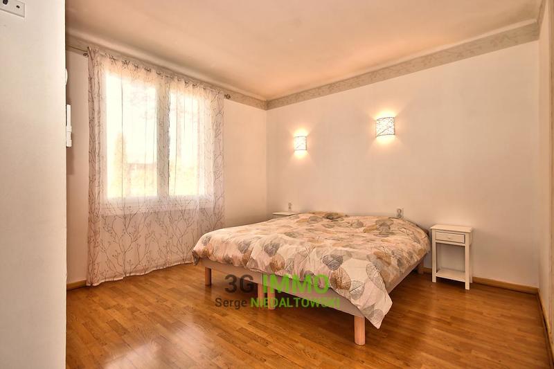 Propriété - 124 m² - 6 pièces