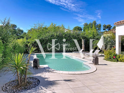 Villa - 146 m² - 5 pièces