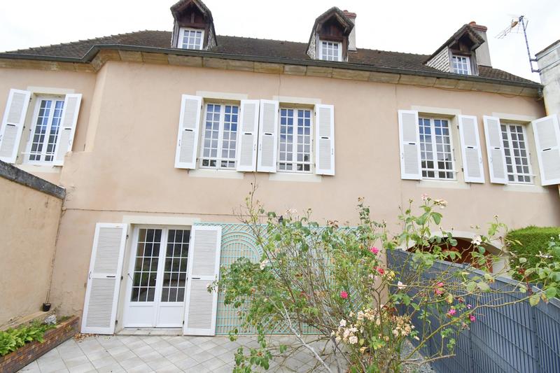 Maison ancienne - 120 m² - 5 pièces