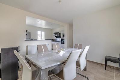Maison - 115 m² - 6 pièces