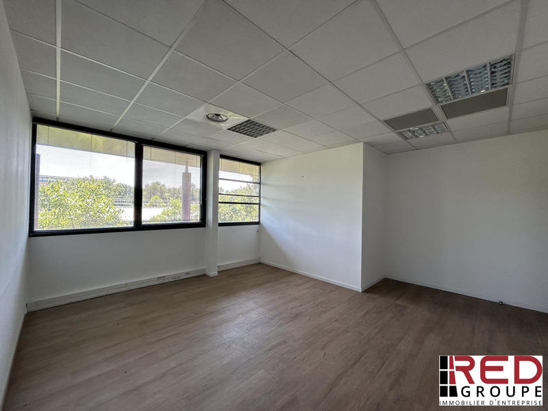 Bureau - 121 m²