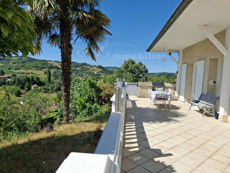 Maison - 138 m² - 4 pièces