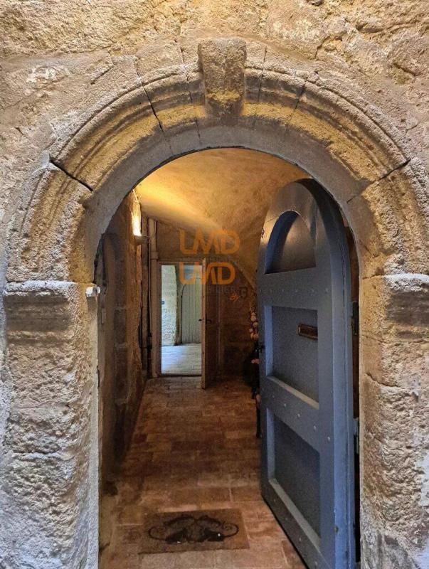 Demeure - 184 m² - 5 pièces