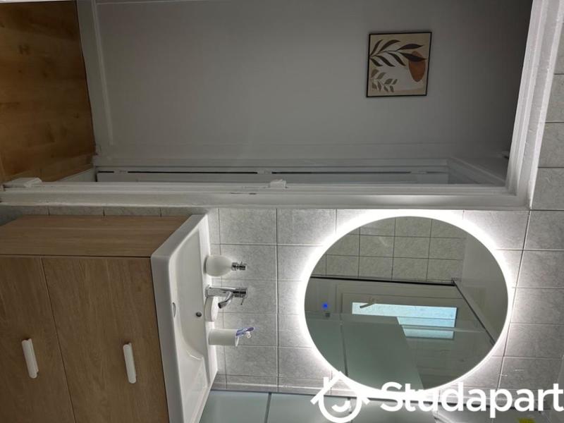 Chambre - 13 m² - 1 pièce