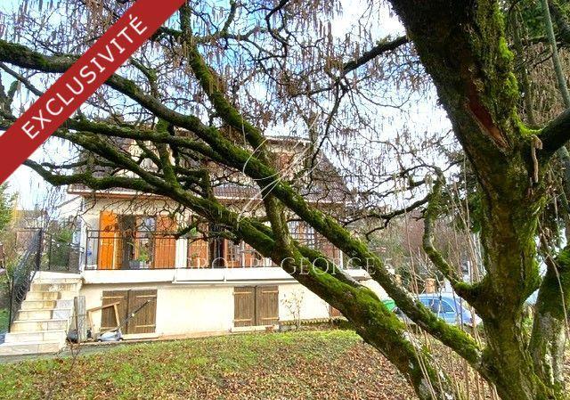 Maison - 135 m² - 5 pièces