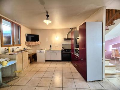 Maison - 199 m² - 7 pièces