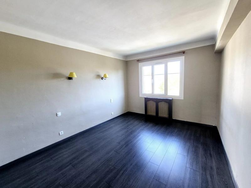 Appartement - 94 m² - 3 pièces