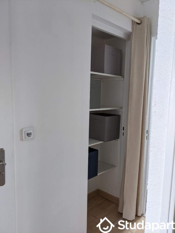 Chambre - 11 m² - 1 pièce